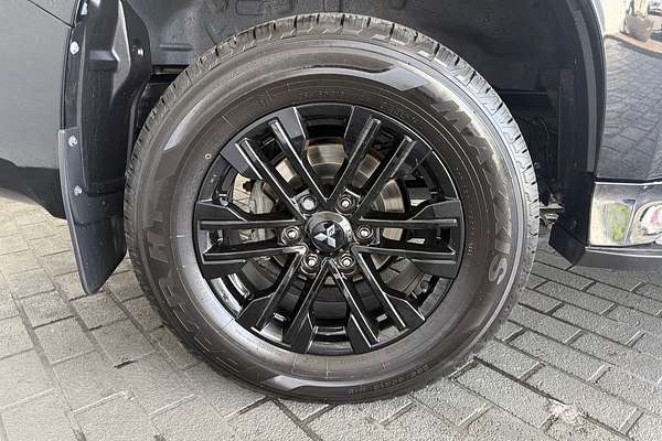 2022 Mitsubishi Pajero Sport GSR QF