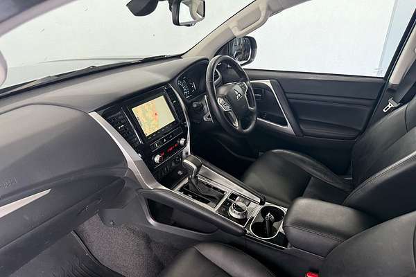 2022 Mitsubishi Pajero Sport GSR QF