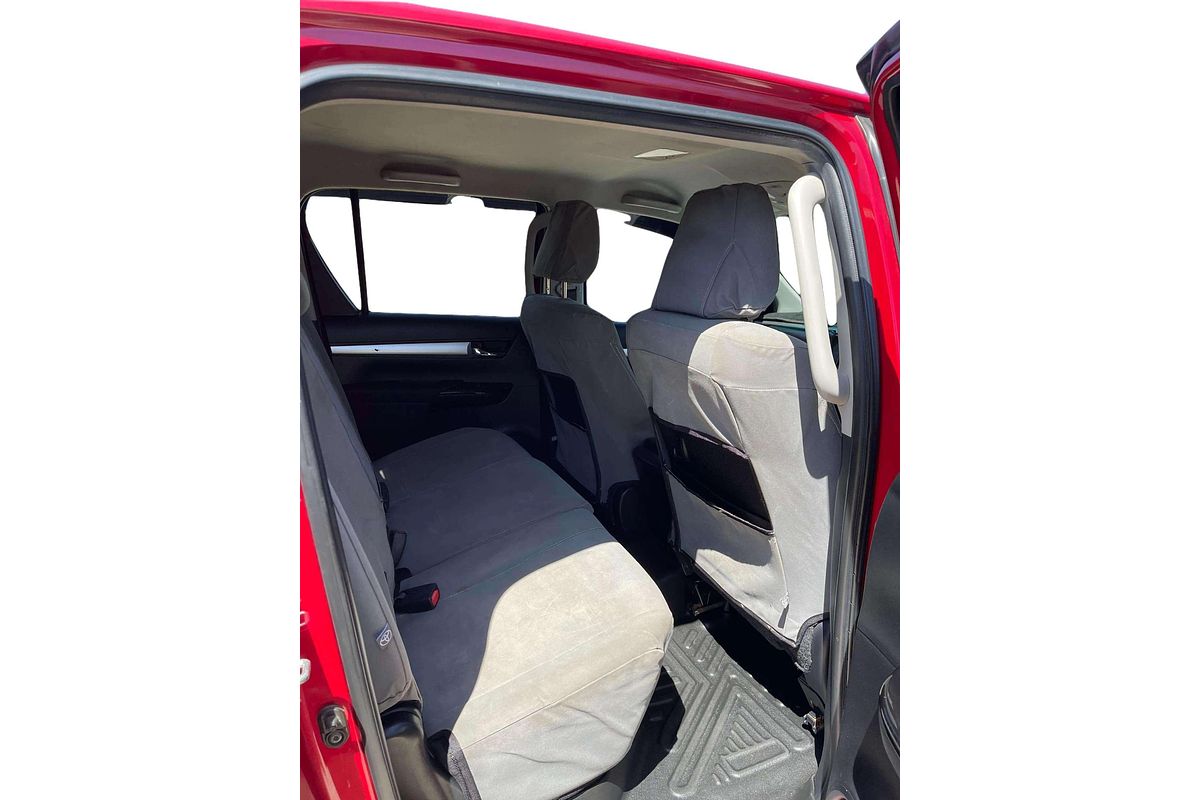 2015 Toyota Hilux SR5 GUN126R 4X4