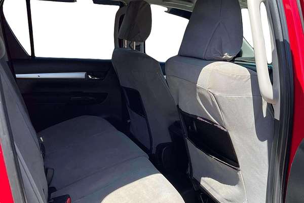 2015 Toyota Hilux SR5 GUN126R 4X4