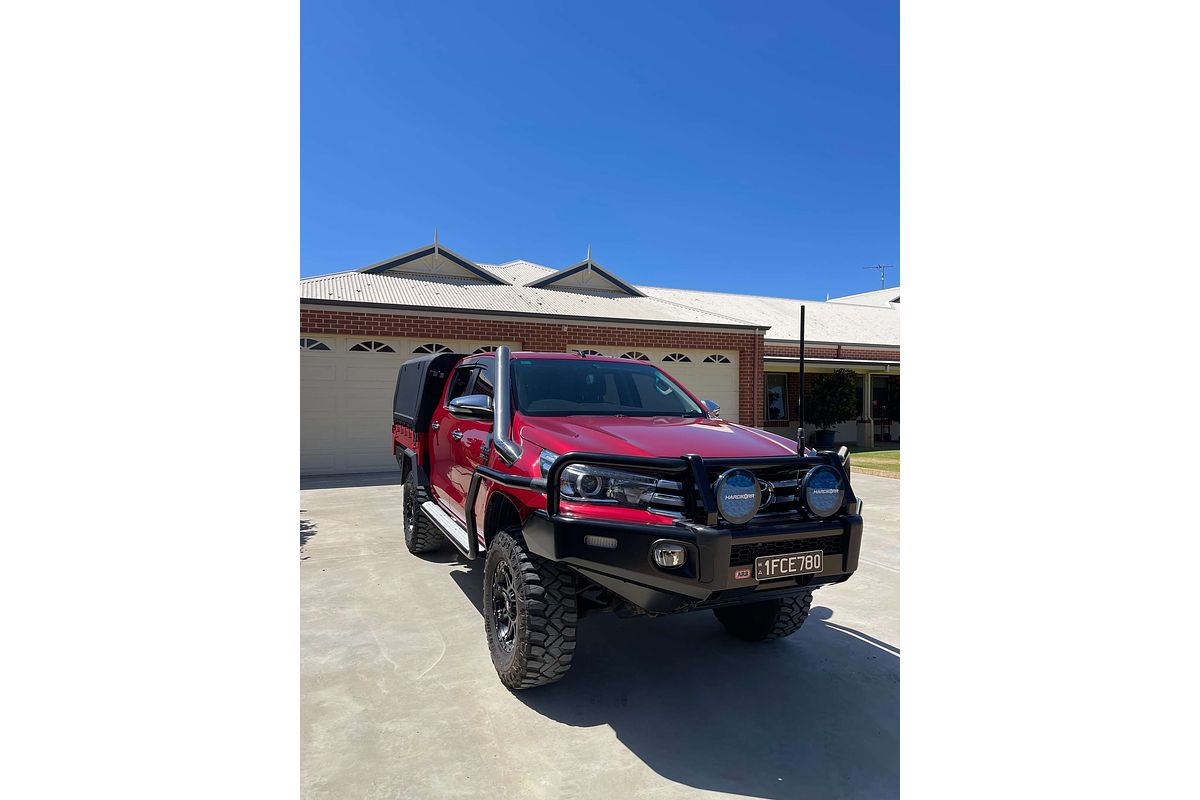 2015 Toyota Hilux SR5 GUN126R 4X4