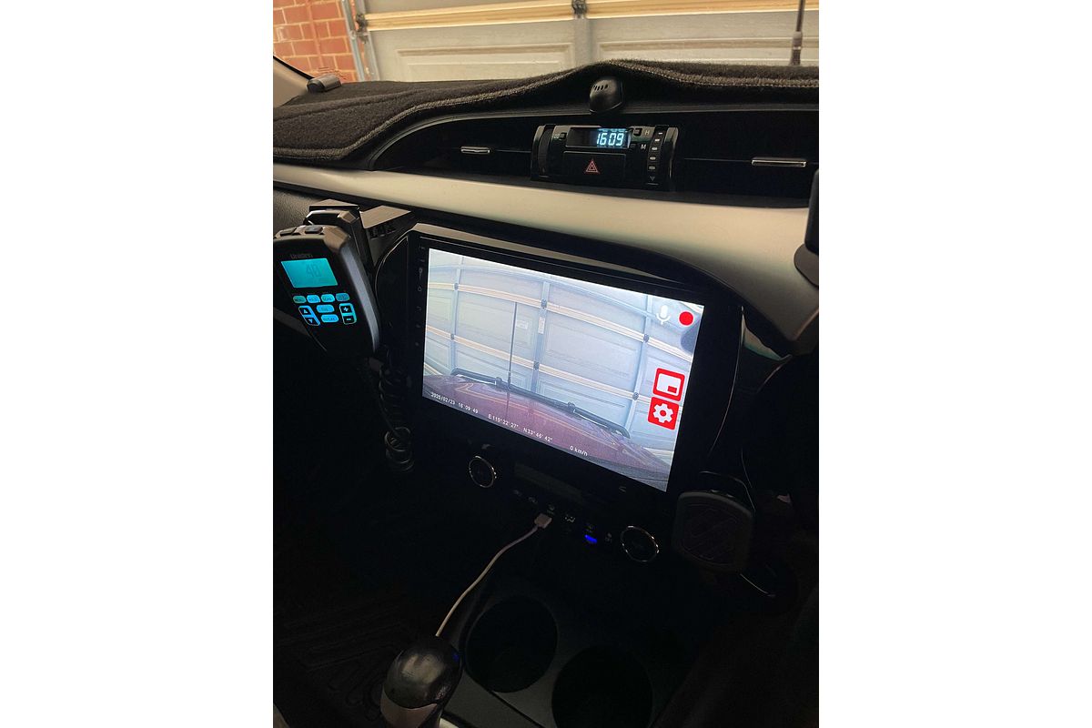 2015 Toyota Hilux SR5 GUN126R 4X4