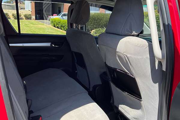 2015 Toyota Hilux SR5 GUN126R 4X4