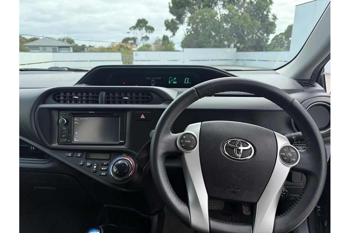 2012 Toyota Prius C i-Tech NHP10R