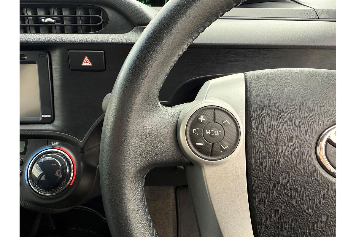 2012 Toyota Prius C i-Tech NHP10R