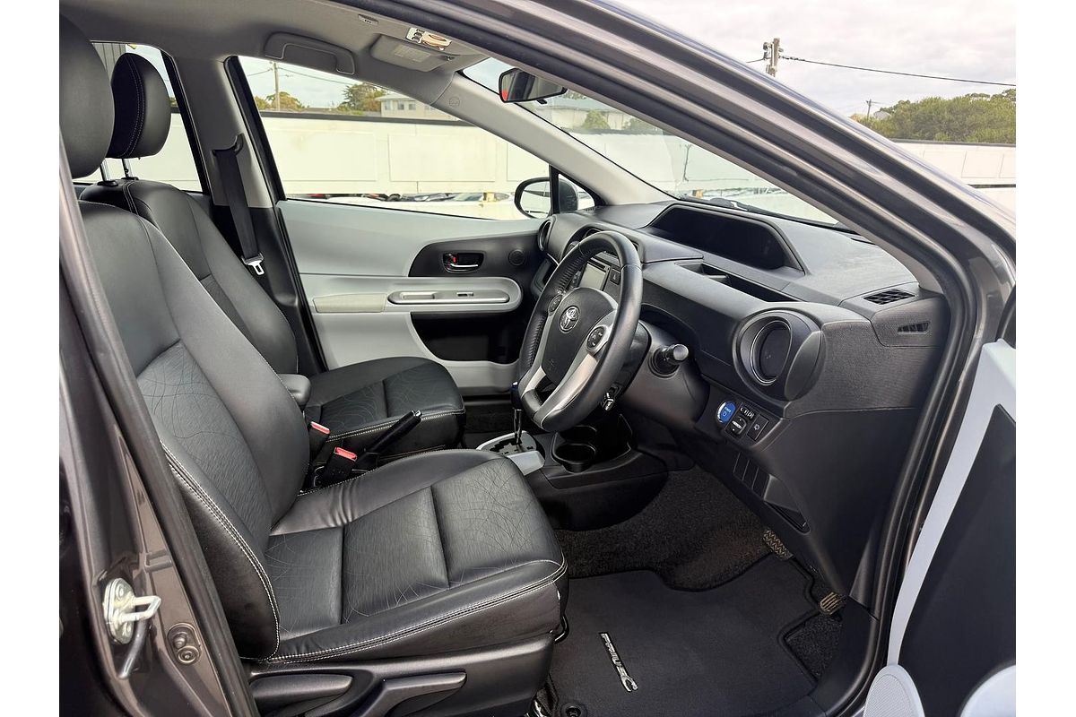 2012 Toyota Prius C i-Tech NHP10R