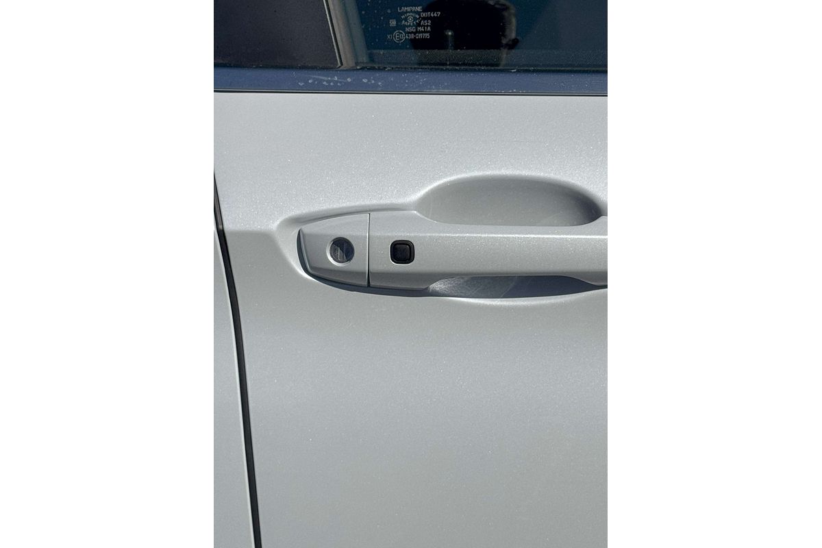 2024 Mitsubishi Outlander LS ZM