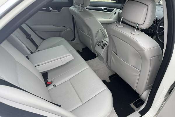 2008 Mercedes-Benz C-Class C220 CDI Elegance W204