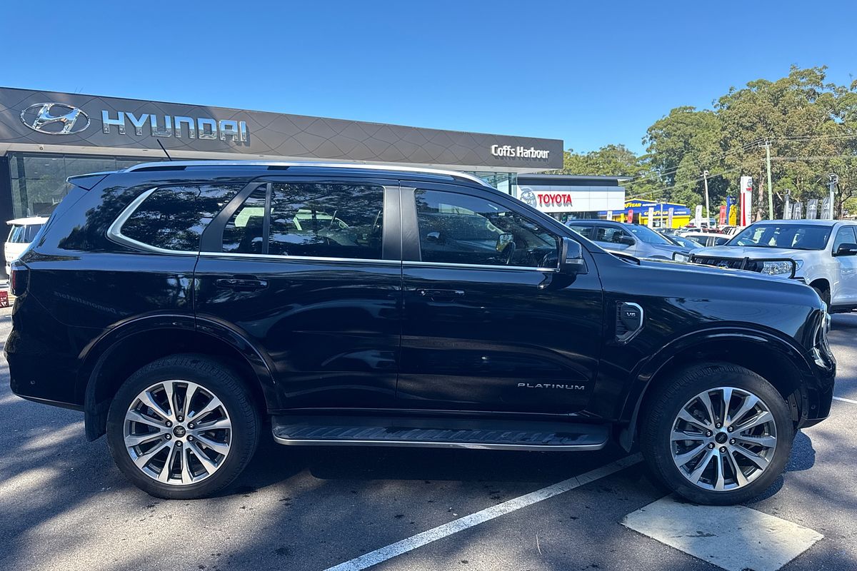 2023 Ford Everest Platinum