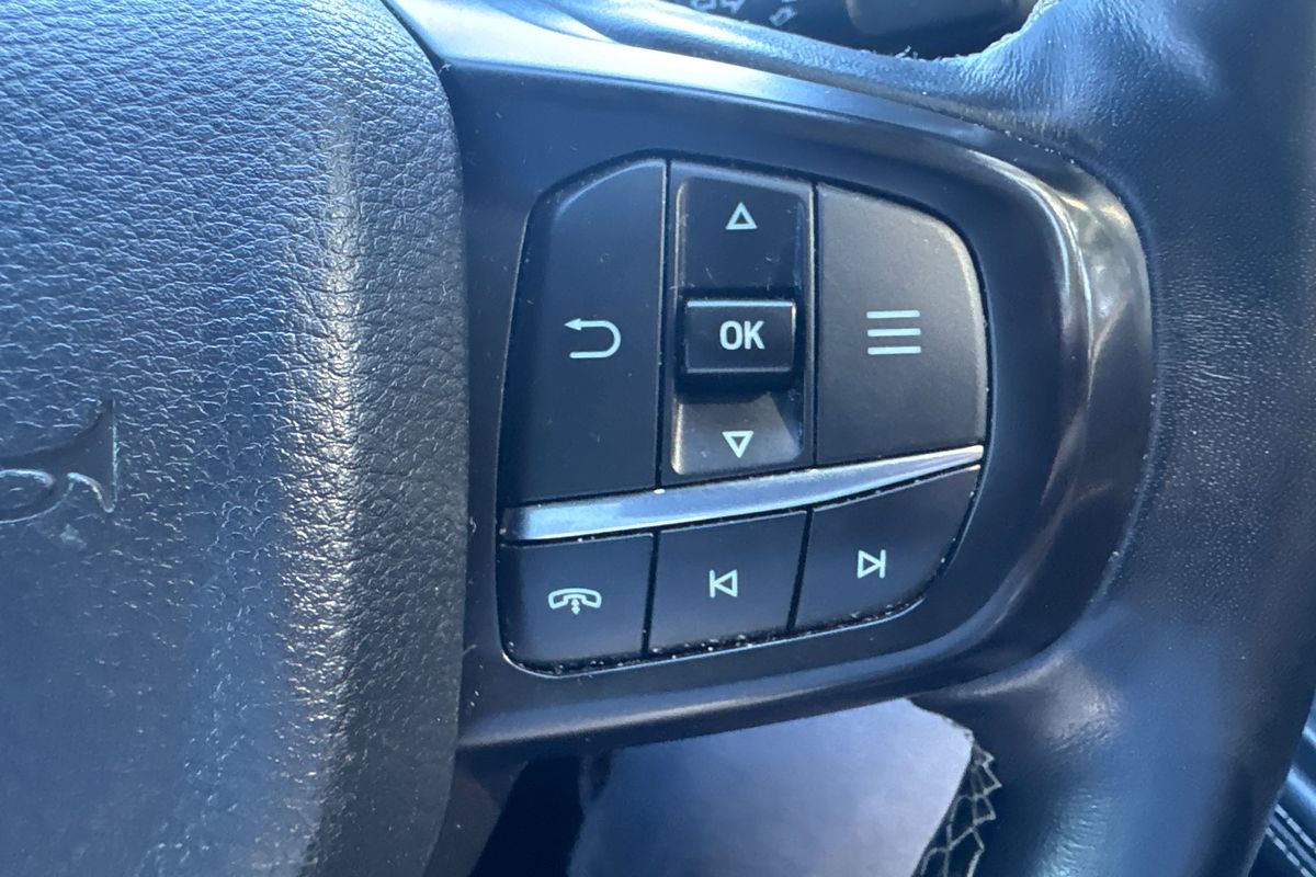 2023 Ford Everest Platinum