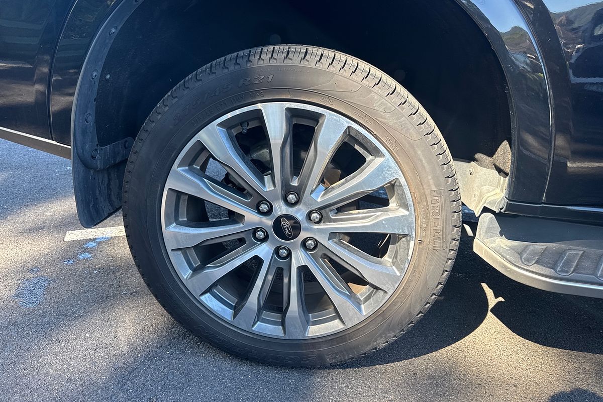 2023 Ford Everest Platinum