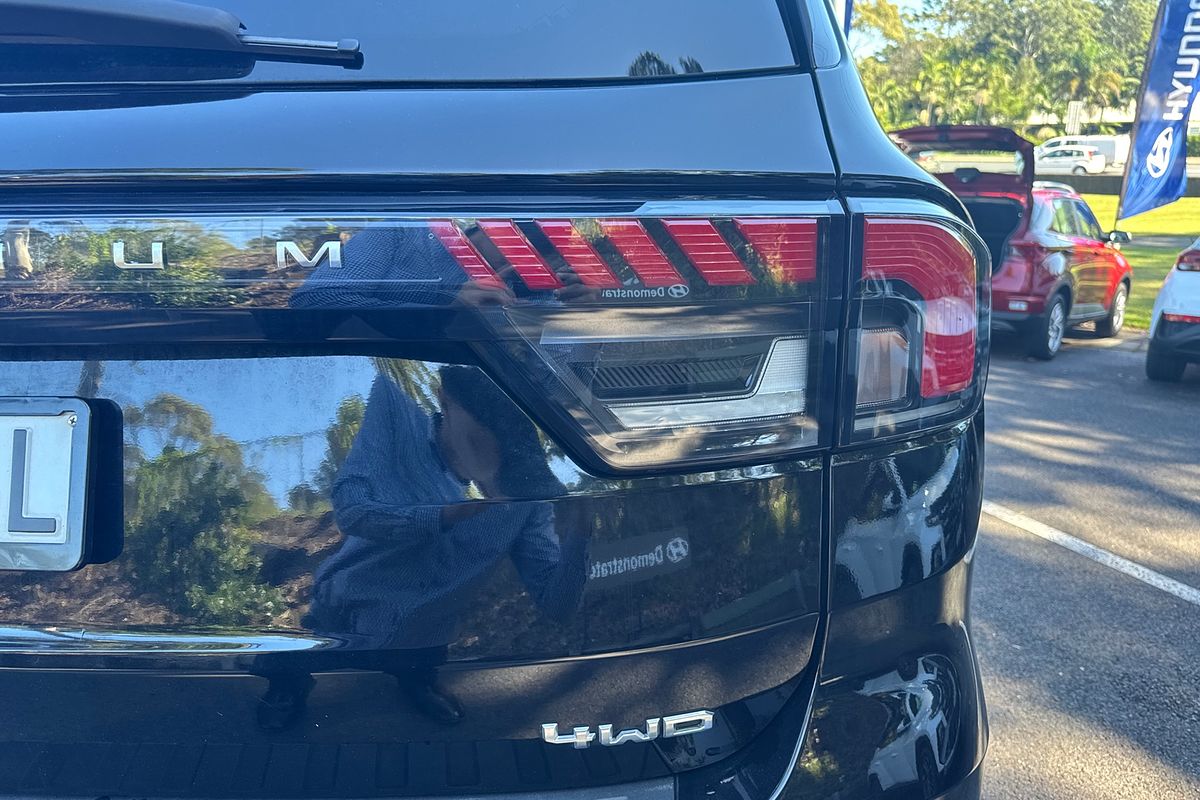 2023 Ford Everest Platinum