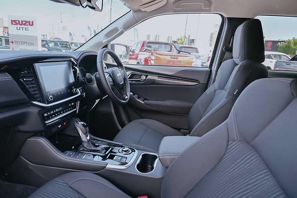 2025 Isuzu MU-X