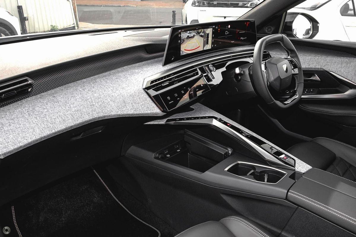 2024 Peugeot 3008 GT Premium Hybrid P64