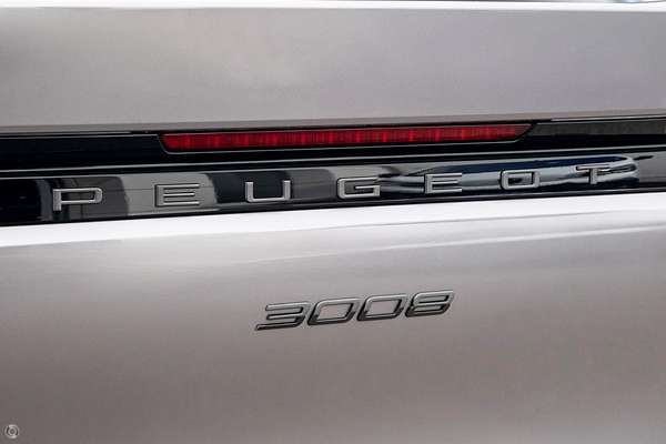 2024 Peugeot 3008 GT Premium Hybrid P64