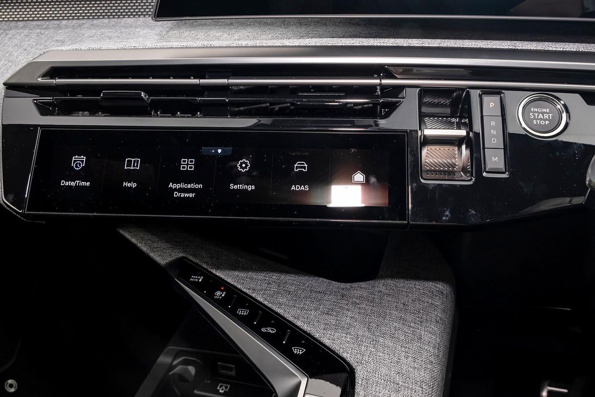 2024 Peugeot 3008 GT Premium Hybrid P64