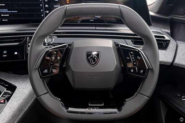 2024 Peugeot 3008 GT Premium Hybrid P64