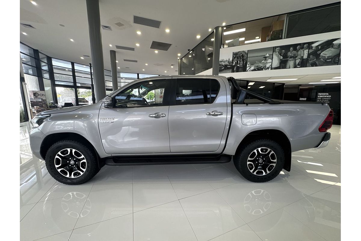 2023 Toyota Hilux SR5 GUN126R 4X4