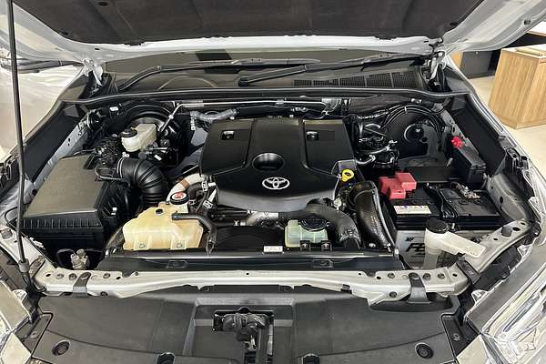 2023 Toyota Hilux SR5 GUN126R 4X4