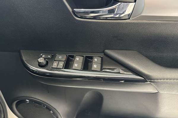 2023 Toyota Hilux SR5 GUN126R 4X4