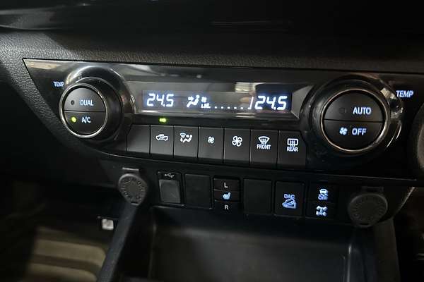 2023 Toyota Hilux SR5 GUN126R 4X4