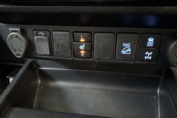 2023 Toyota Hilux SR5 GUN126R 4X4