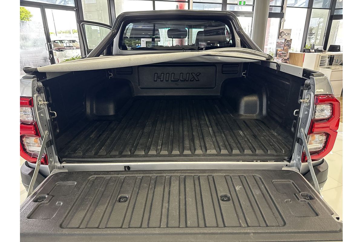 2023 Toyota Hilux SR5 GUN126R 4X4