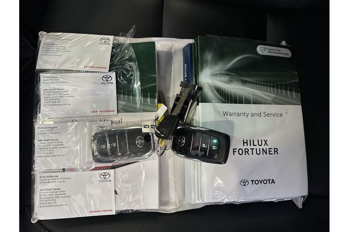 2023 Toyota Hilux SR5 GUN126R 4X4