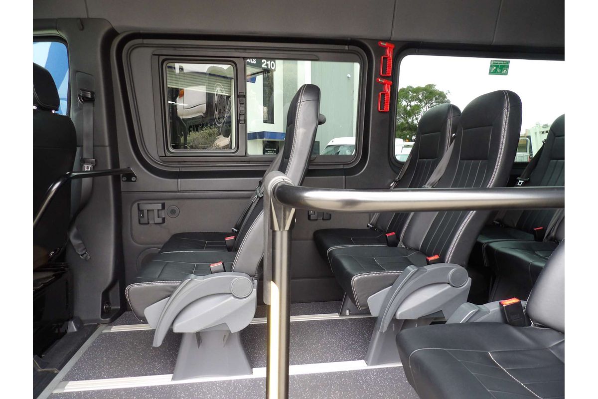 2019 Mercedes-Benz Sprinter 414 Transfer VS30