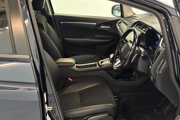 2016 Honda Shuttle Hybrid Z style Edition