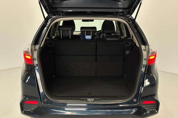 2016 Honda Shuttle Hybrid Z style Edition