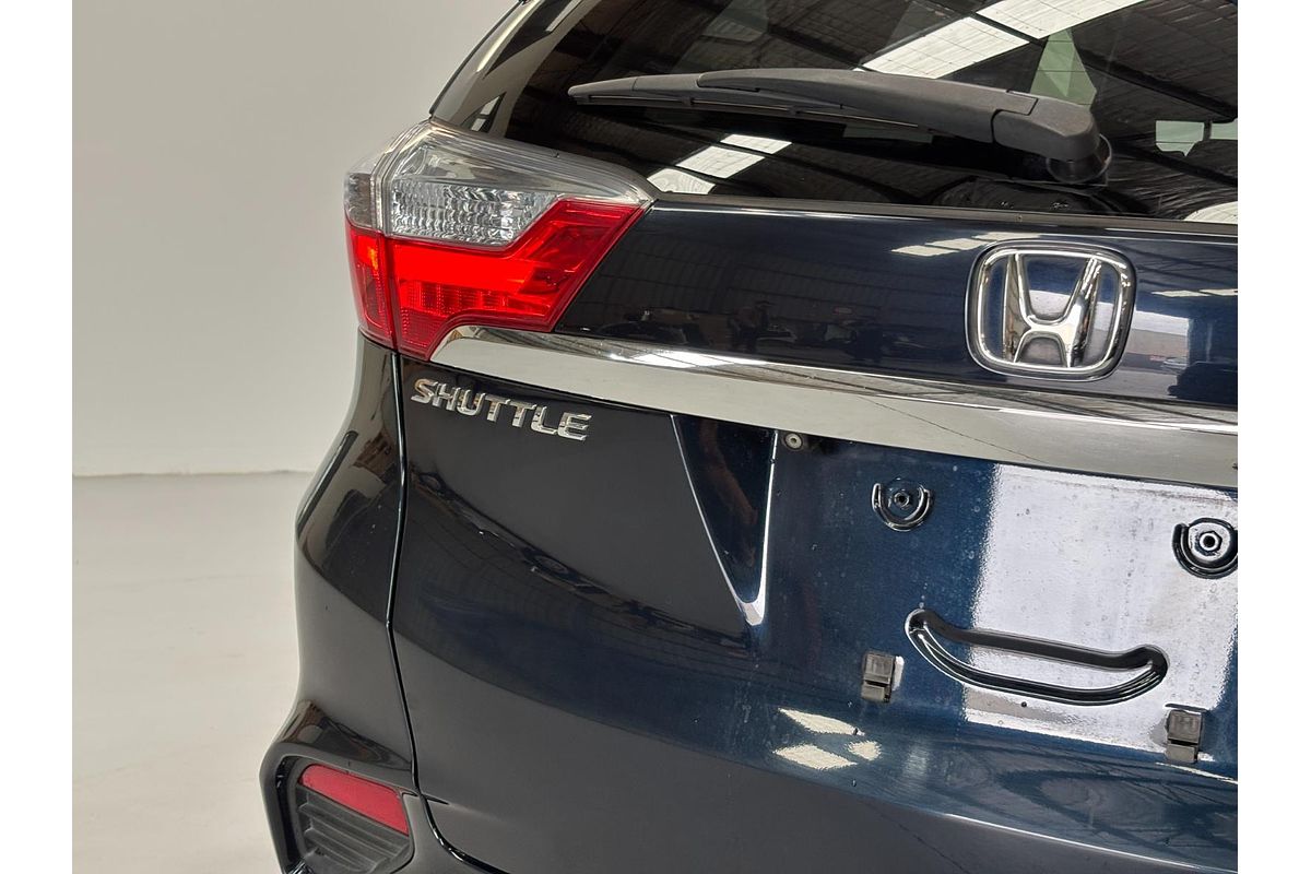 2016 Honda Shuttle Hybrid Z style Edition
