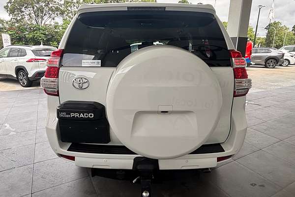2014 Toyota Landcruiser KDJ150R MY14