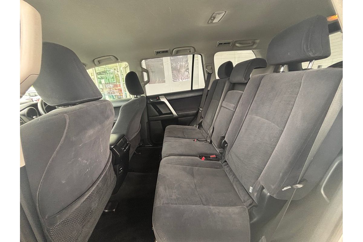 2014 Toyota Landcruiser KDJ150R MY14
