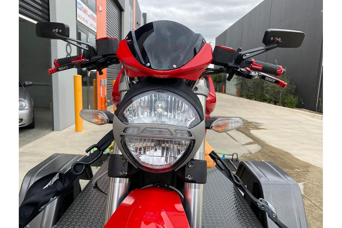 2013 Ducati Monster 696 ABS Monster