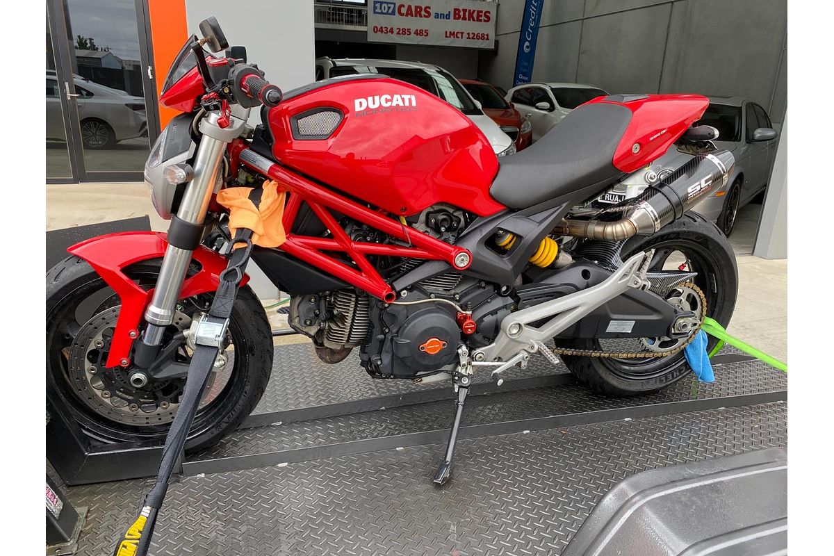 2013 Ducati Monster 696 ABS Monster