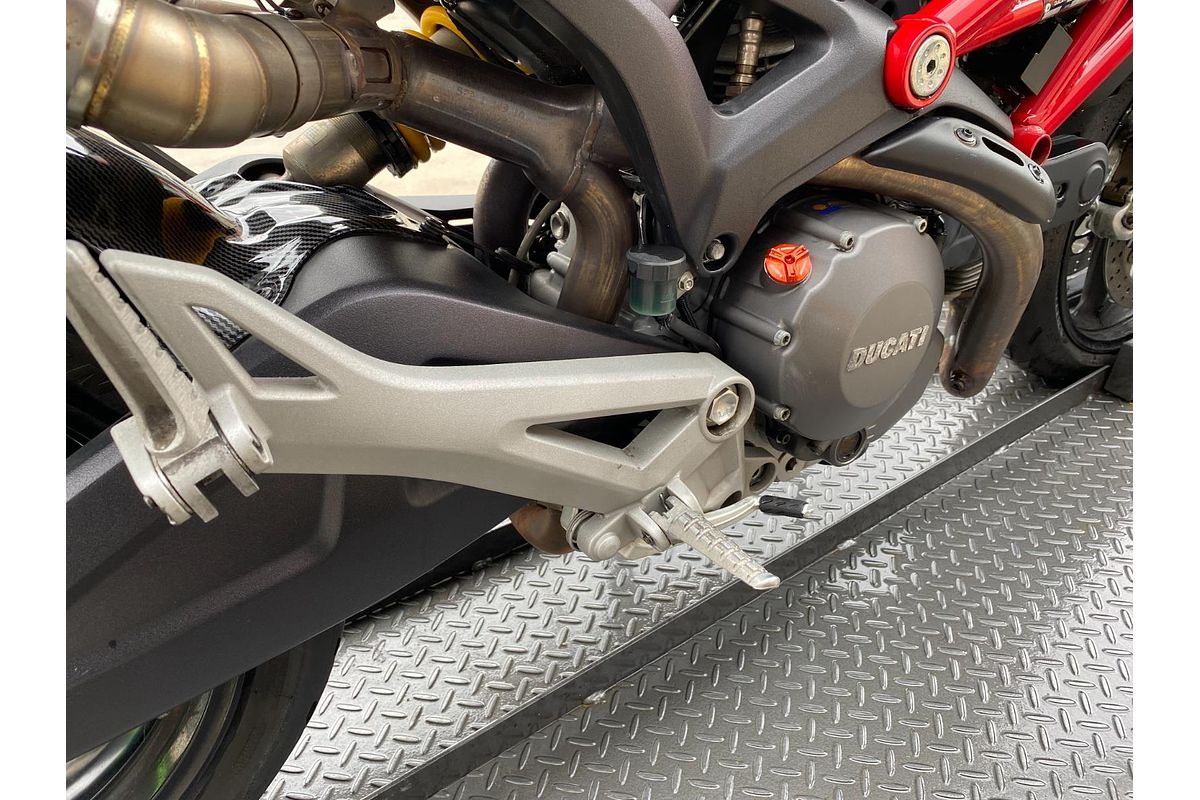 2013 Ducati Monster 696 ABS Monster