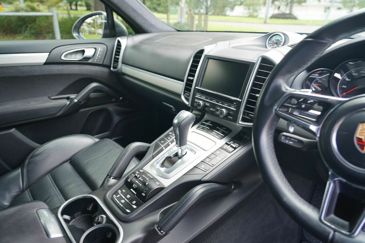 2014 Porsche Cayenne S Series 2 MY15