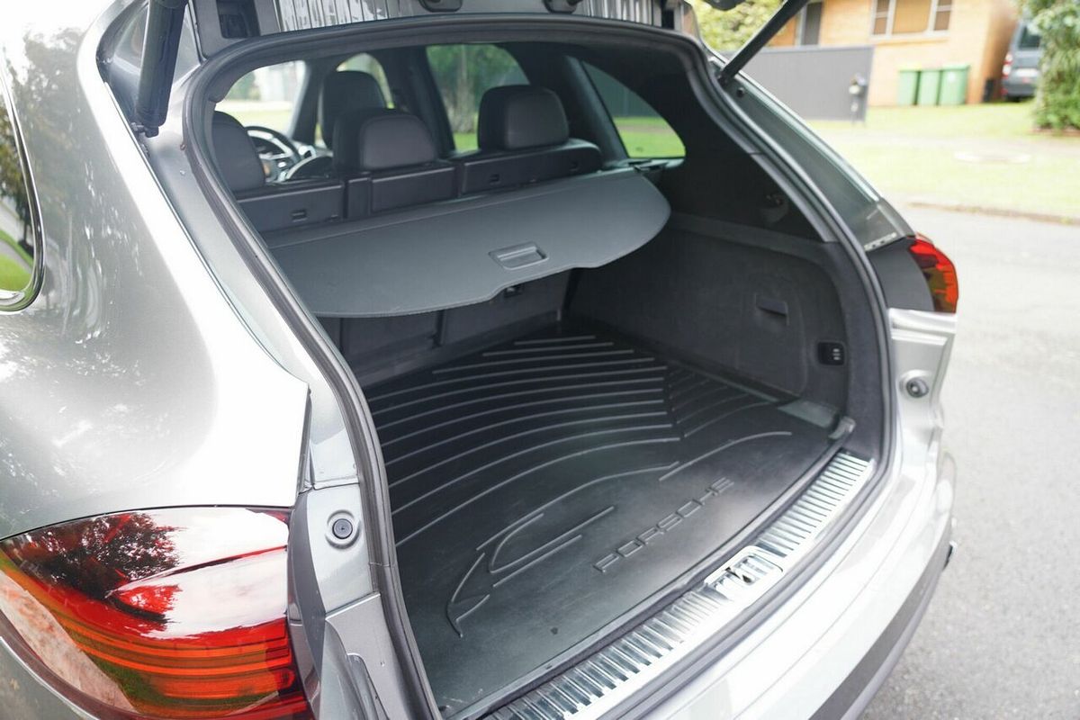 2014 Porsche Cayenne S Series 2 MY15