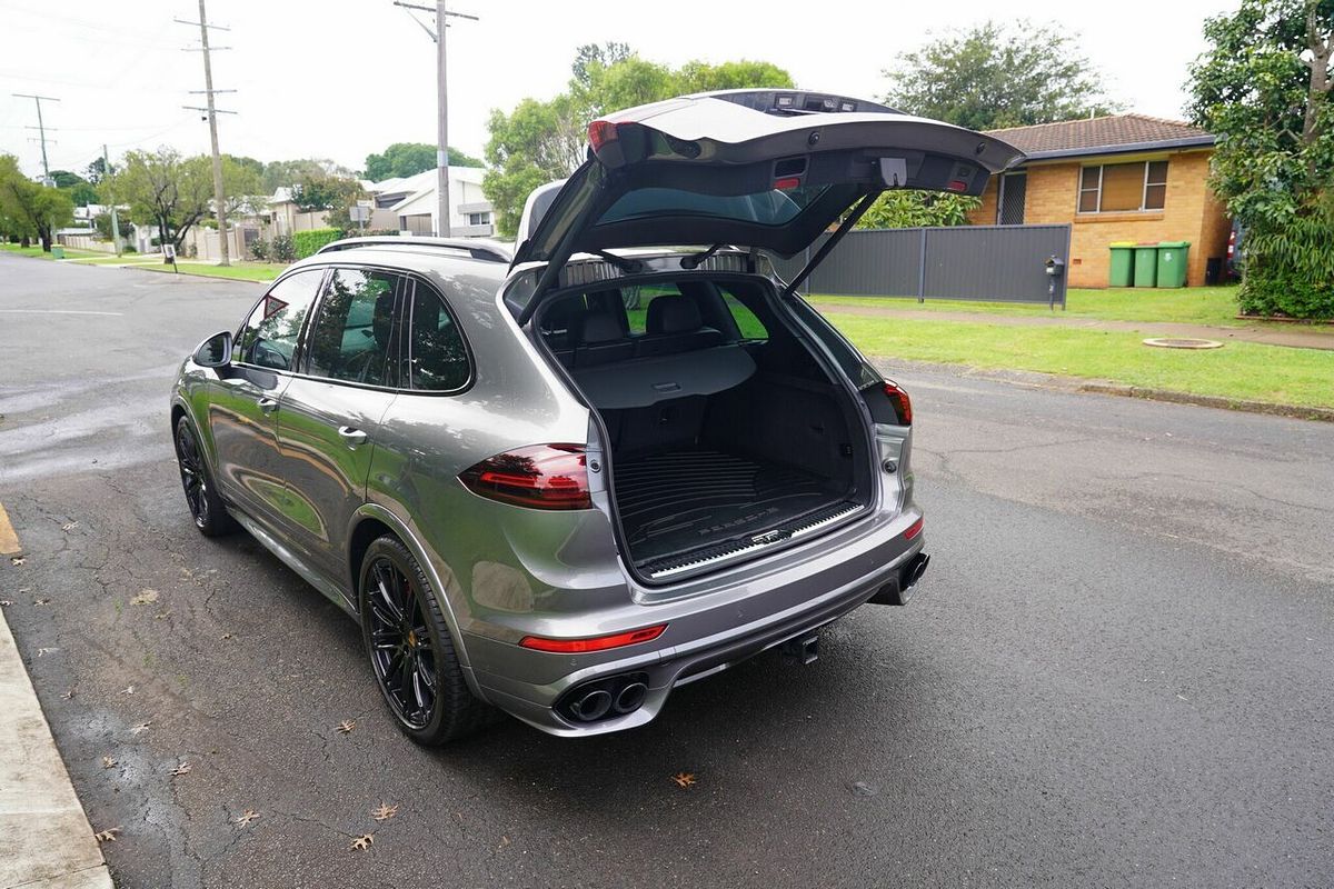 2014 Porsche Cayenne S Series 2 MY15