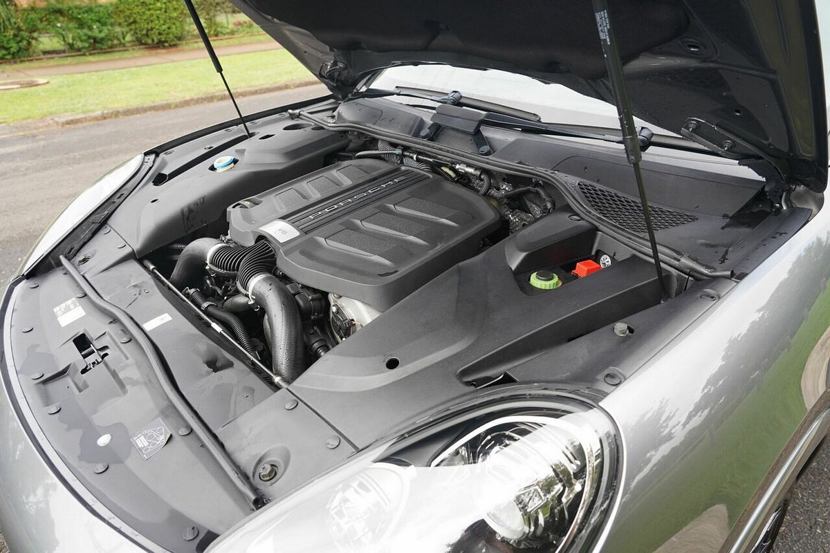 2014 Porsche Cayenne S Series 2 MY15