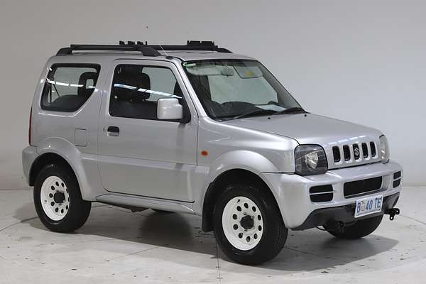 2010 Suzuki Jimny Sierra SN413 T6