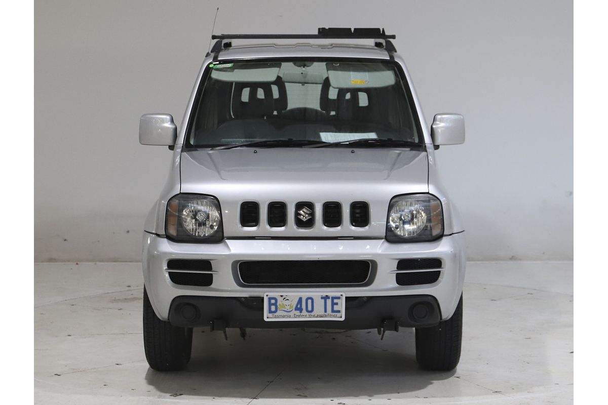 2010 SUZUKI JIMNY SIERRA (4x4) 5 SP MANUAL 4x4 2D WAGON 4CYL 