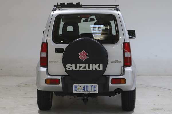 2010 Suzuki Jimny Sierra SN413 T6