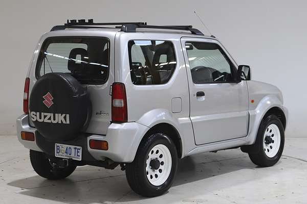2010 Suzuki Jimny Sierra SN413 T6