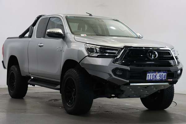 2021 Toyota Hilux SR5 GUN126R 4X4