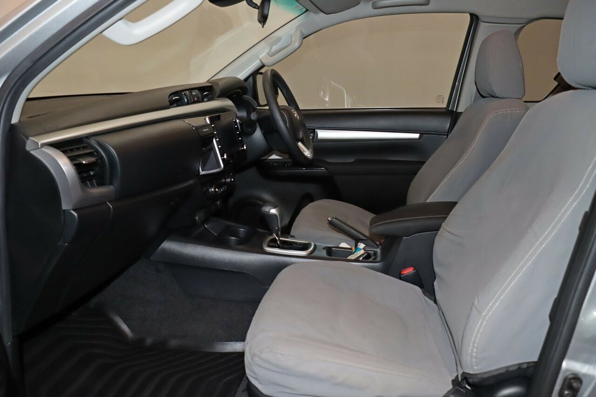 2021 Toyota Hilux SR5 GUN126R 4X4