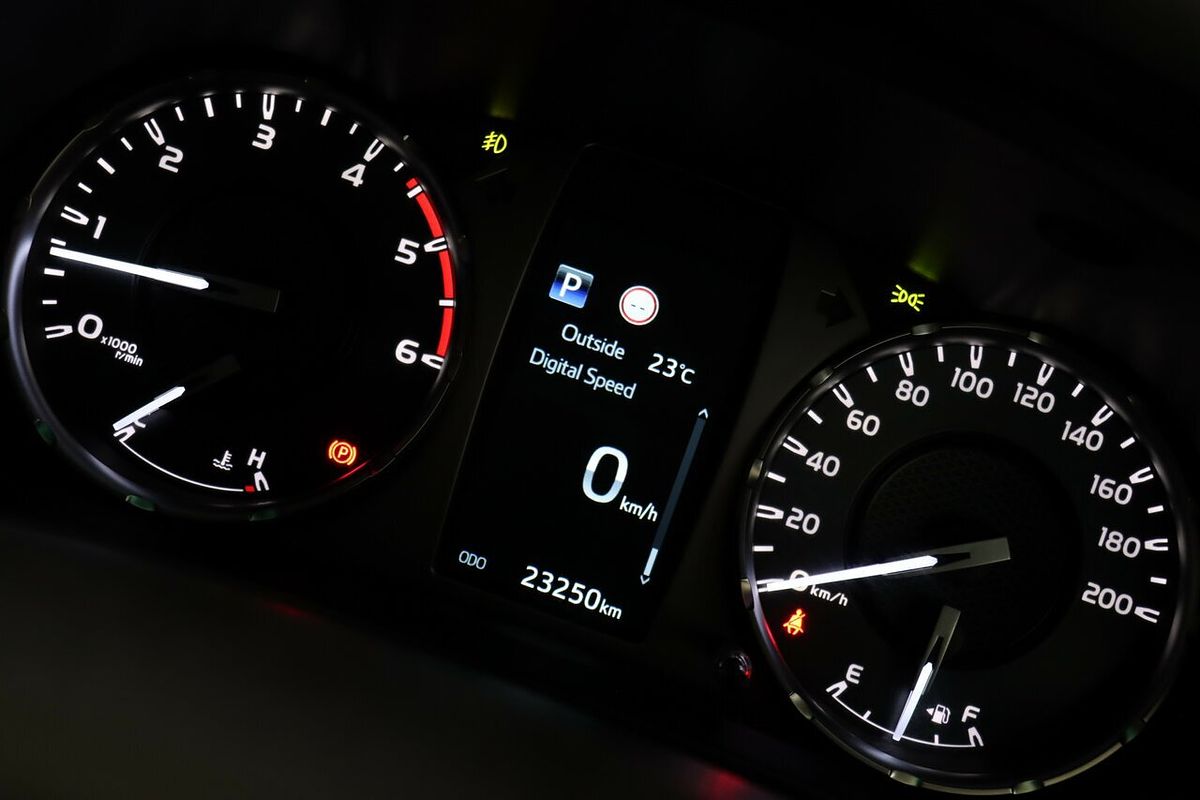 2021 Toyota Hilux SR5 GUN126R 4X4
