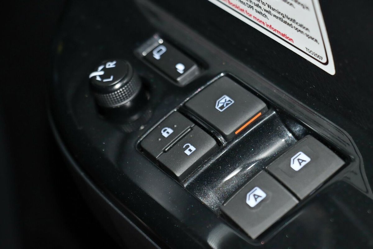 2021 Toyota Hilux SR5 GUN126R 4X4
