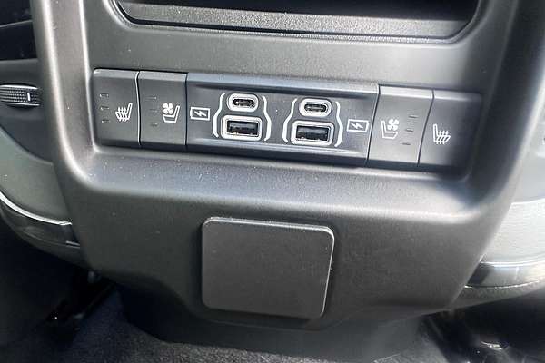2024 RAM 1500 Limited DT 4X4